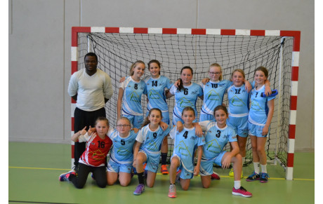 -13 Filles 1ère Division Aura 